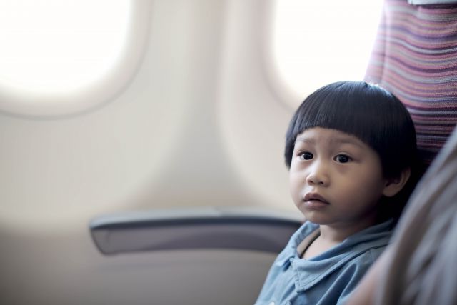 Lupakan iPad, Gunakan Mainan Klasik untuk Hibur Ranger Kecil di Pesawat